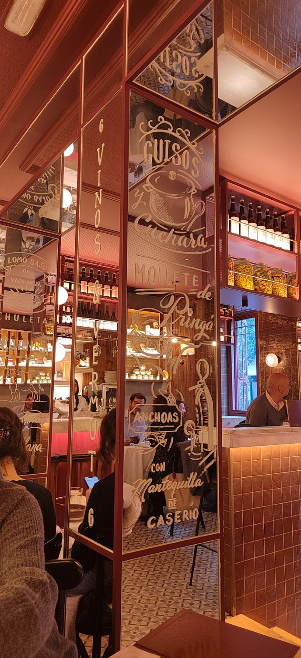 Casa Orellana interior