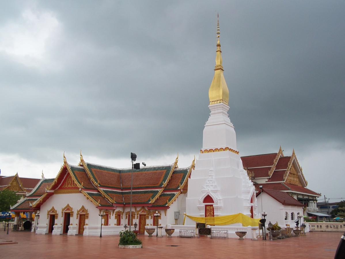 Phra That Choeng Chum,