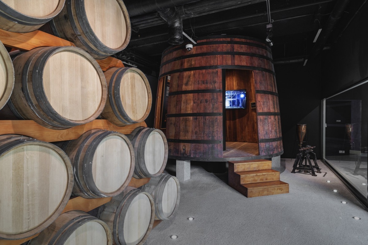 The Wine Experience barricas