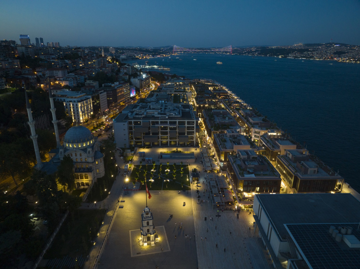 u0130stanbul, Vista nocturna de Galataport