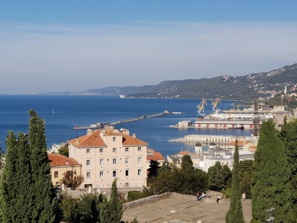 Vista de Trieste y su Bahía desde El Castillo de San Giusto