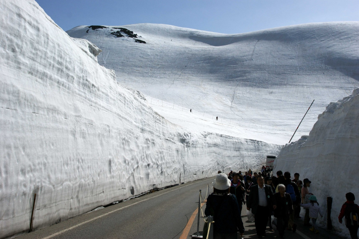 Tateyama Japan       u00a9663highland CC BY SA 3.0