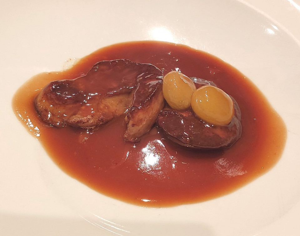 Foie caliente a las uvas y Pedro Ximénez