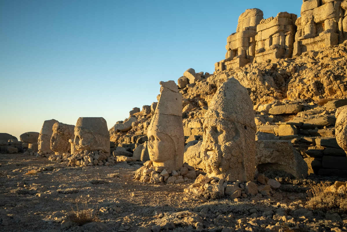 Adu0131yaman Nemrut Sunrise 6