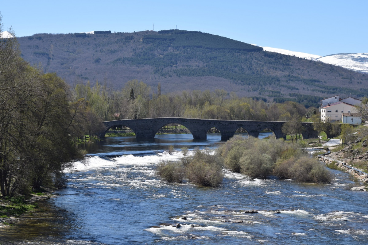 El Barco de Ávila,  Puente románico