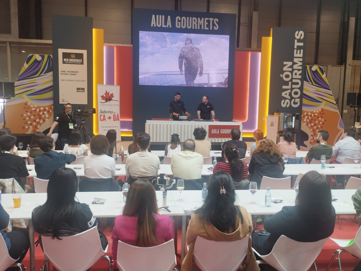 Una de las presentaciones por parte de los chefs invitados.