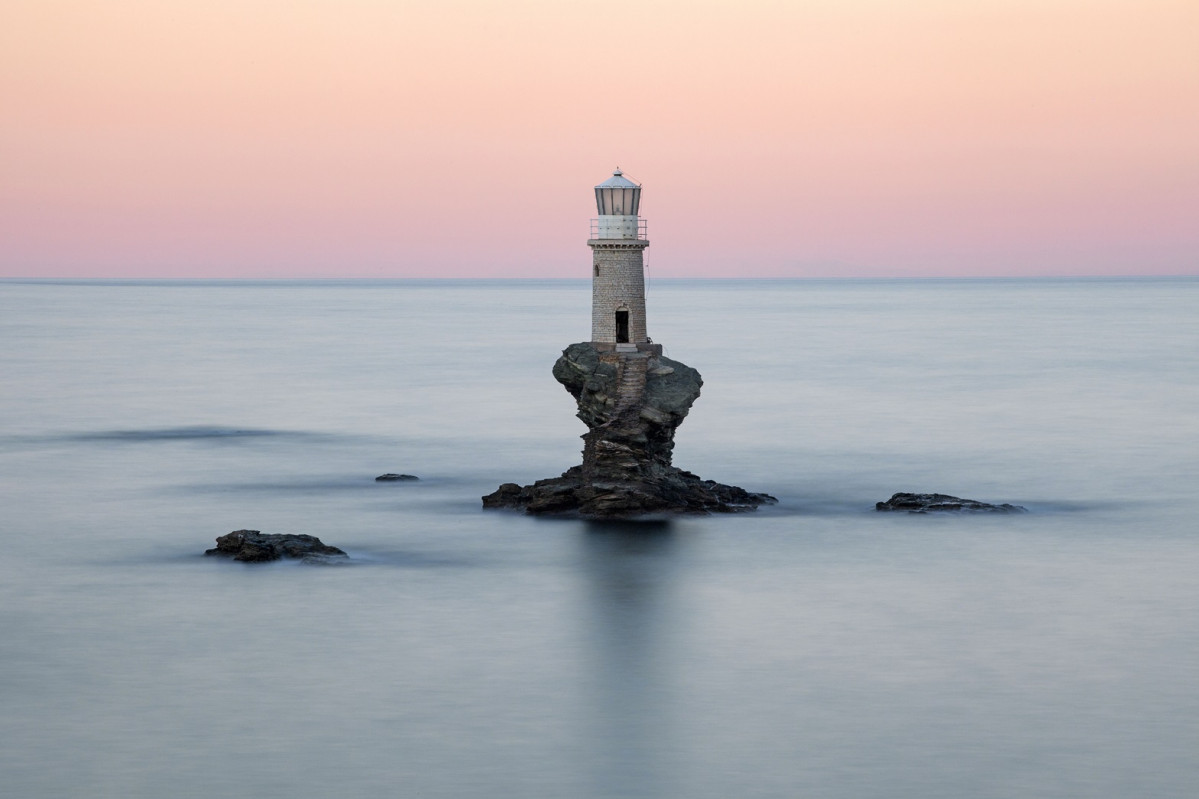 Faro de Tourlitis u2013 Isla de Andros u2013 Grecia 1