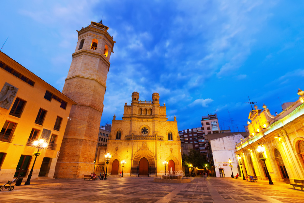 Castellón Concatedral de Santa María y la torre más emblemática de la urbe