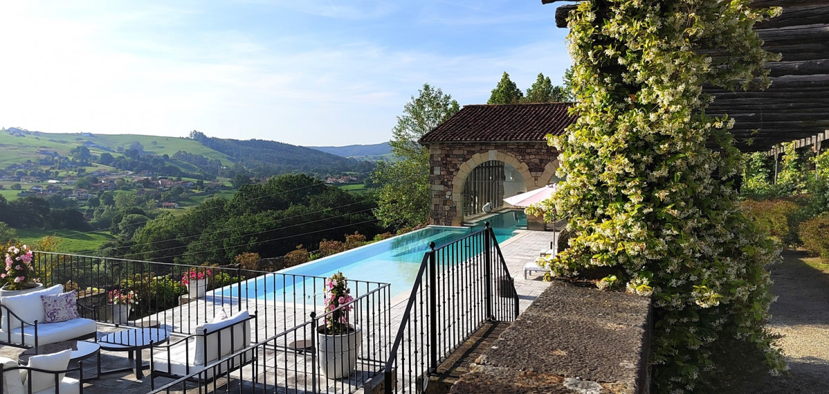 Piscina Infinity de Palacio Helguera