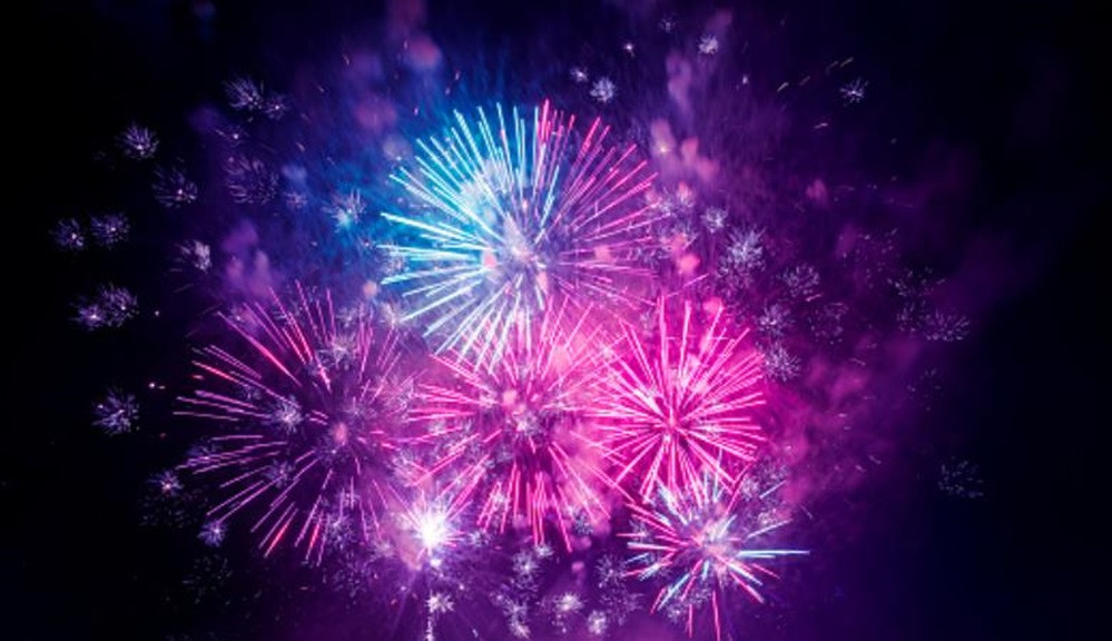 Fuegos artificiales en Fiesta Nacional Francesa