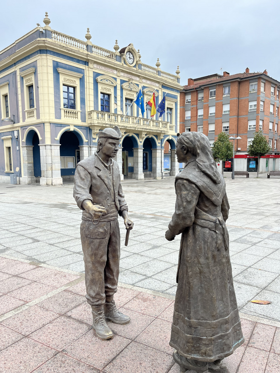 Pola de Laviana tierra de Pegaratas
