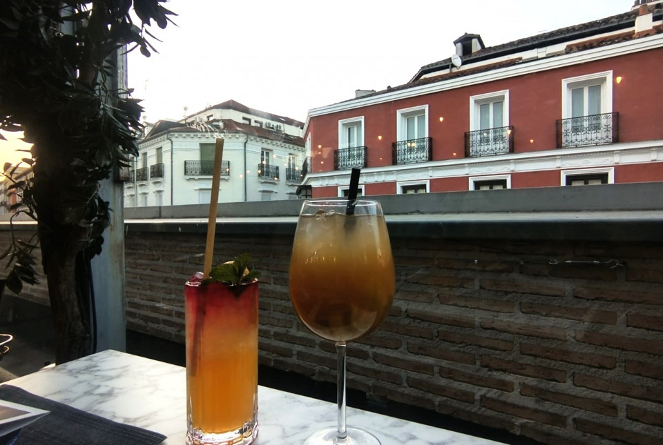 11 Nudos coctelería