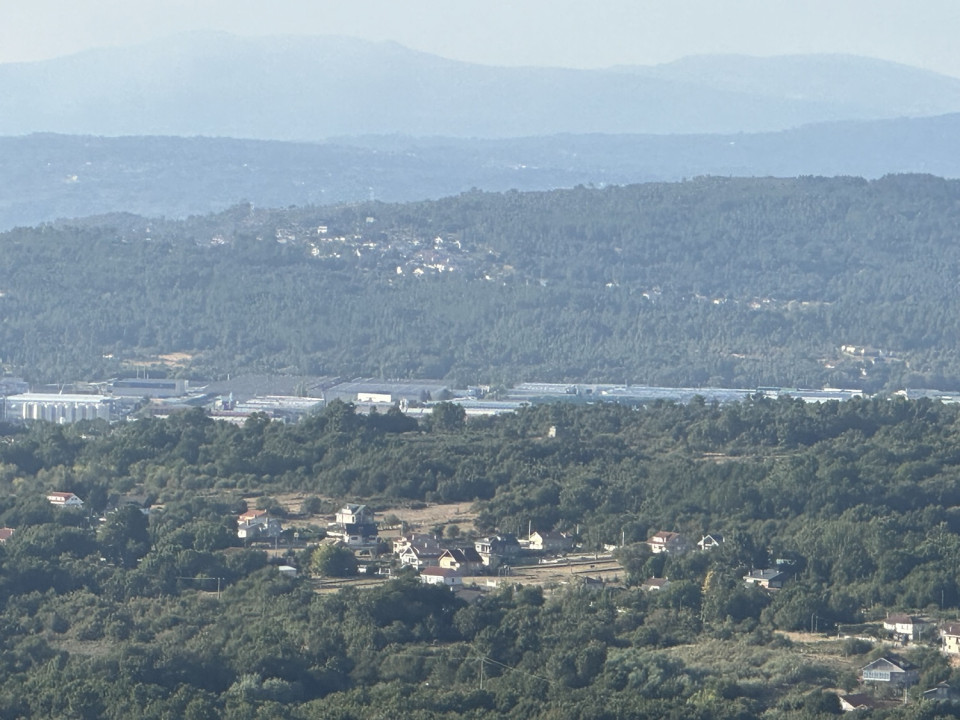 IVistas desde a Cibdá romana de Armea, o fondo Ourense
