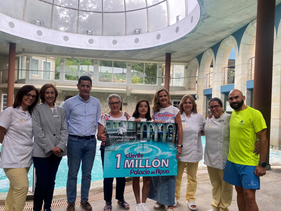 CLIENTE UN MILLÓN DEL PALACIO DEL AGUA