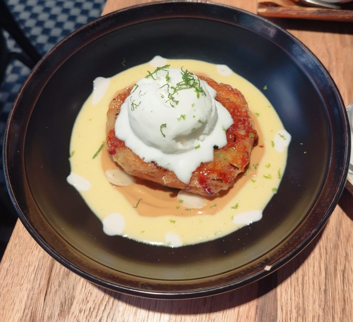 Postre en Nunuka torrijas