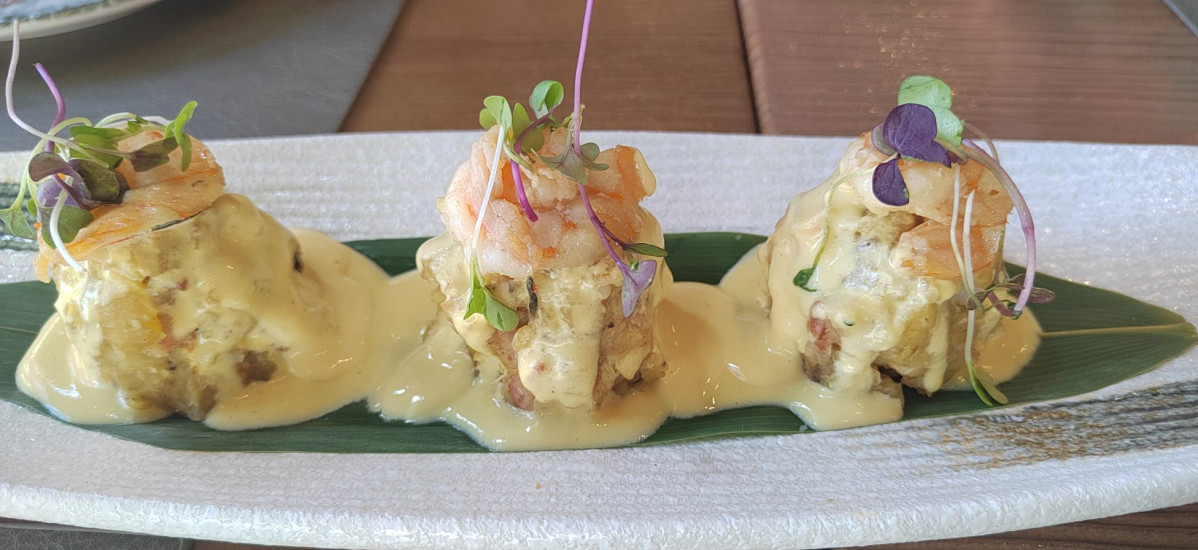Monfonguitos con langostinos  Vainita