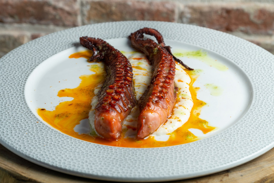 Pulpo a la brasa
