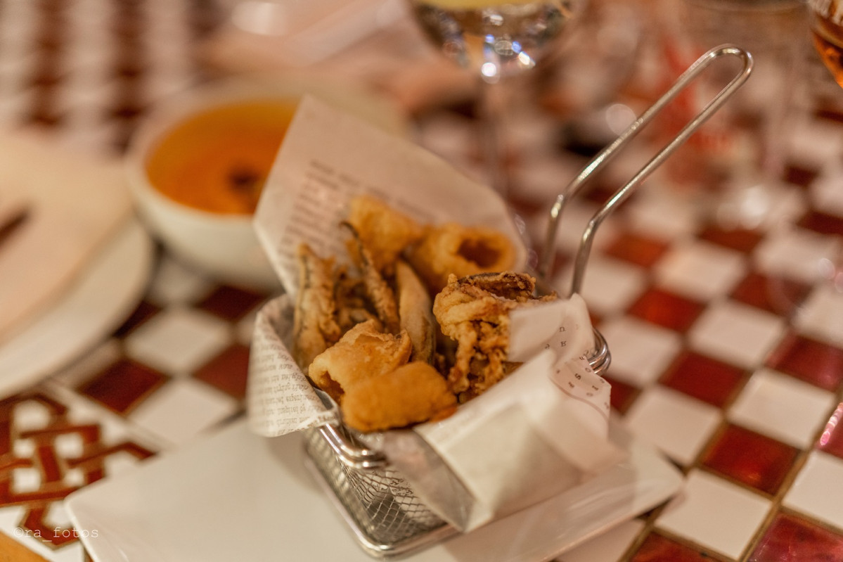 Pescaito frito en La Giralda