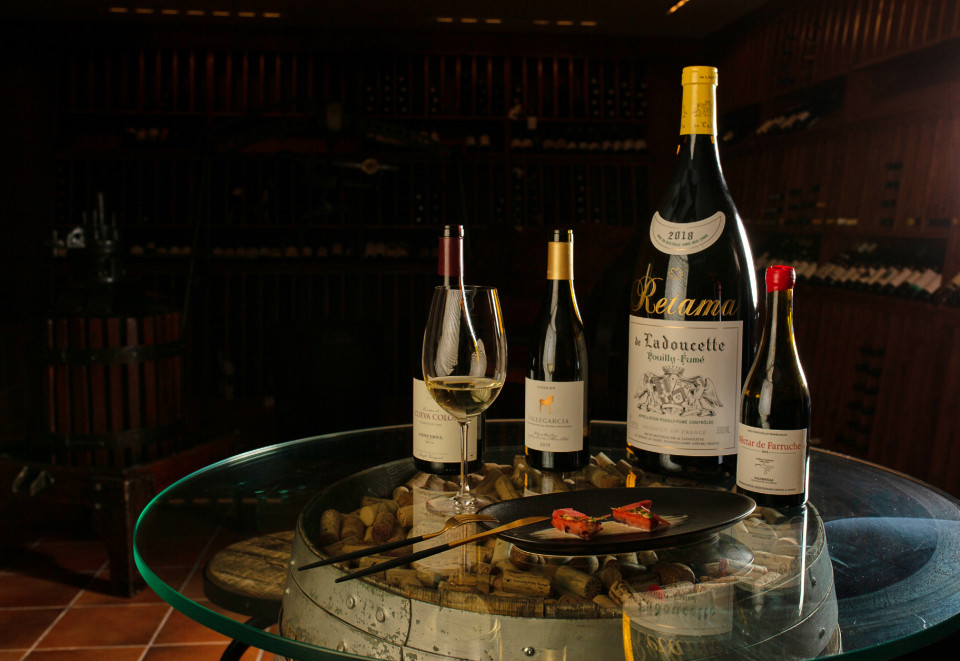 La Caminera Club, ofrece una experiencia única con los mejores vinos de la región