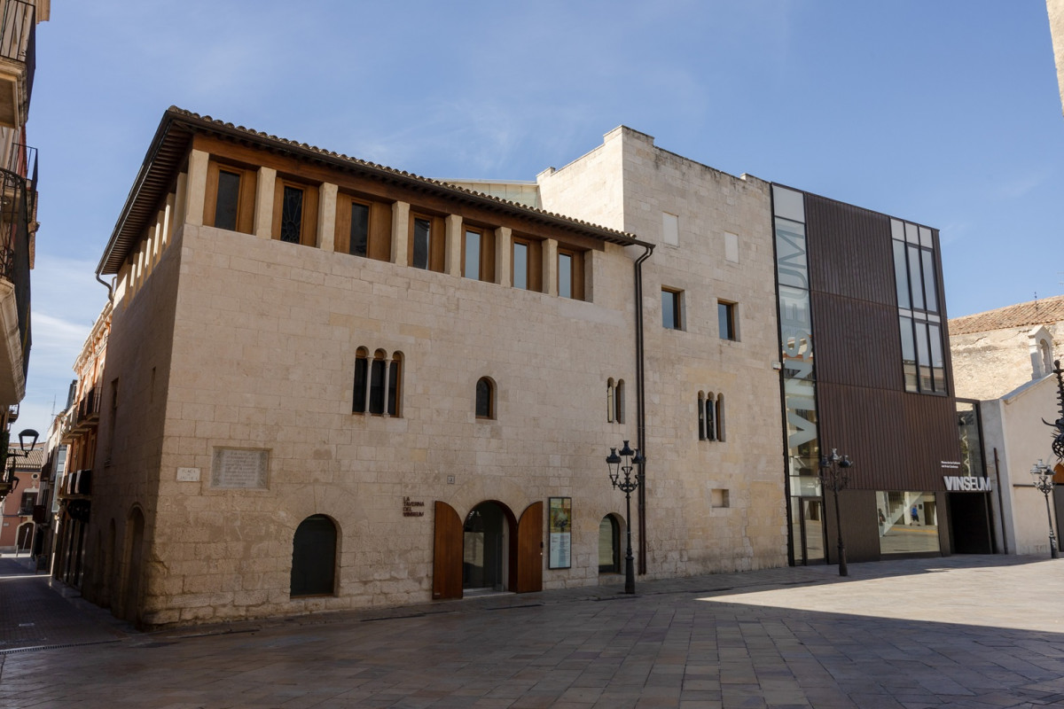 Vinseum09240219