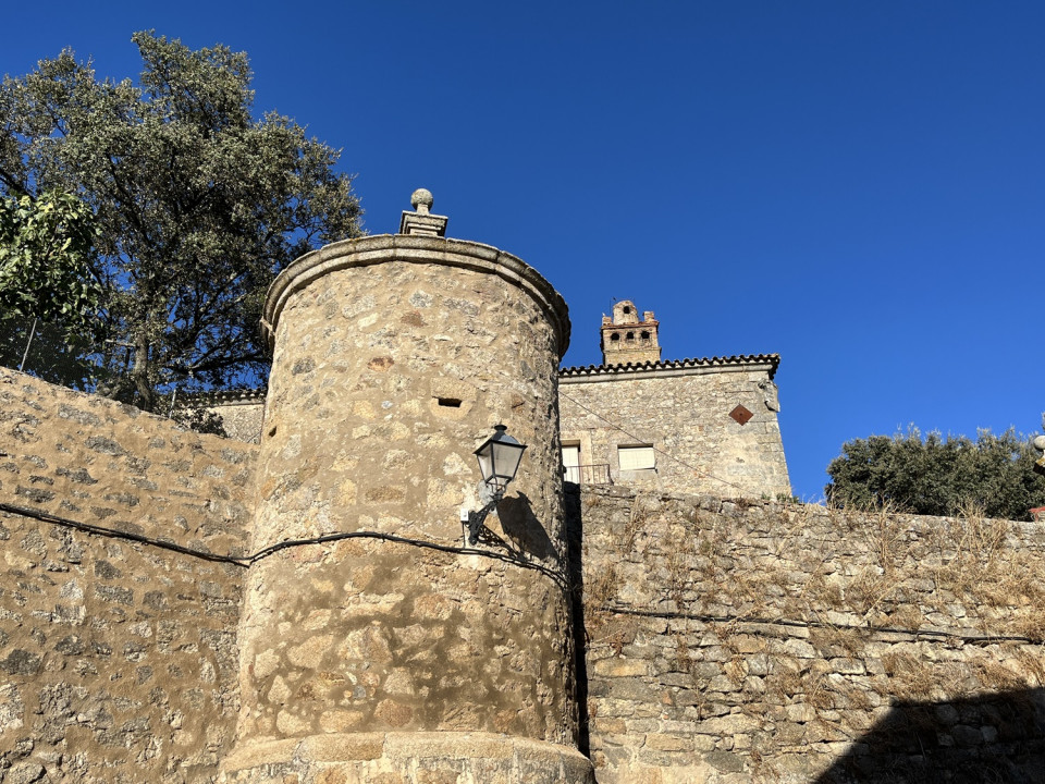 Brozas. Castillo