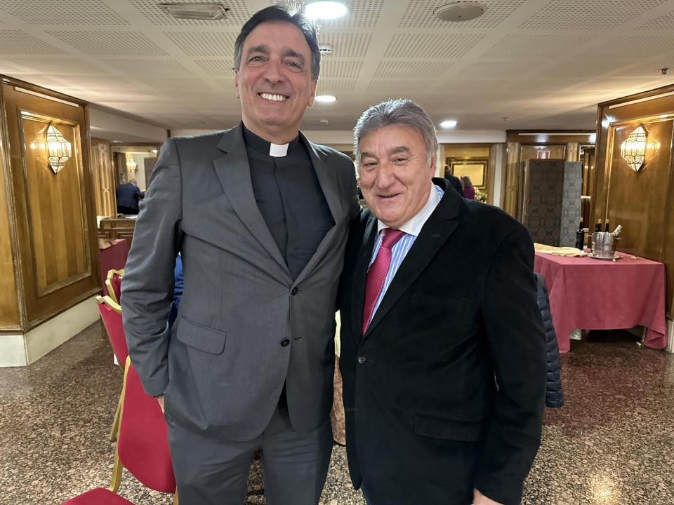 Andres Ramos, con Tony Antonio