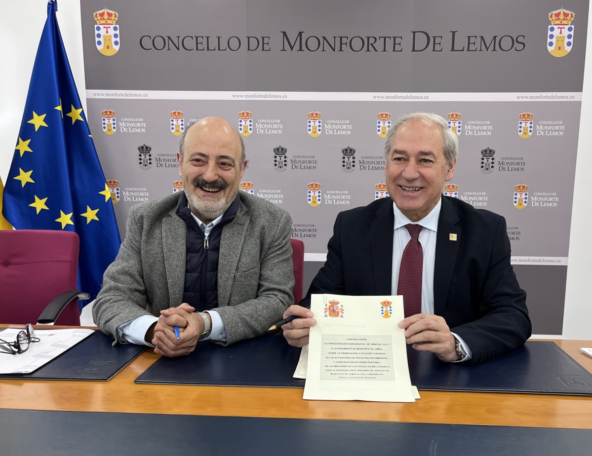 O Alcalde de Monforte e o Presidente da CHMS asinan convenio de mu00e1is 4,1...