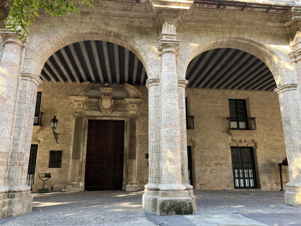 La Plaza de Armas de La Habana
