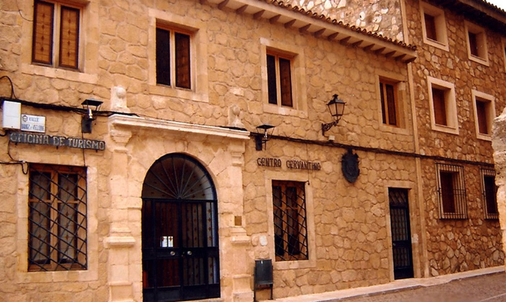 Fachada museo cervantino El Toboso