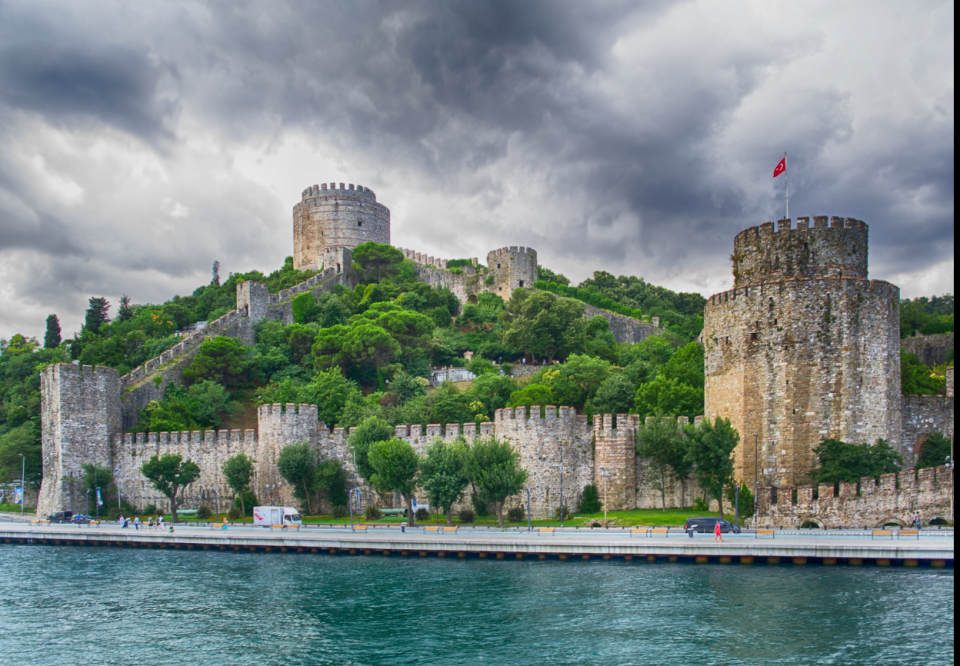 Estanbul, Fortaleza de Rumeli Hisari en el Bosforo