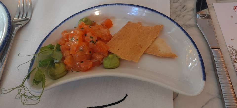Tartar de salmón