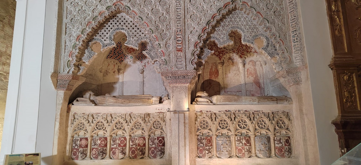 Sepulcros de la Iglesia de San esteban  Cuu00e9llar