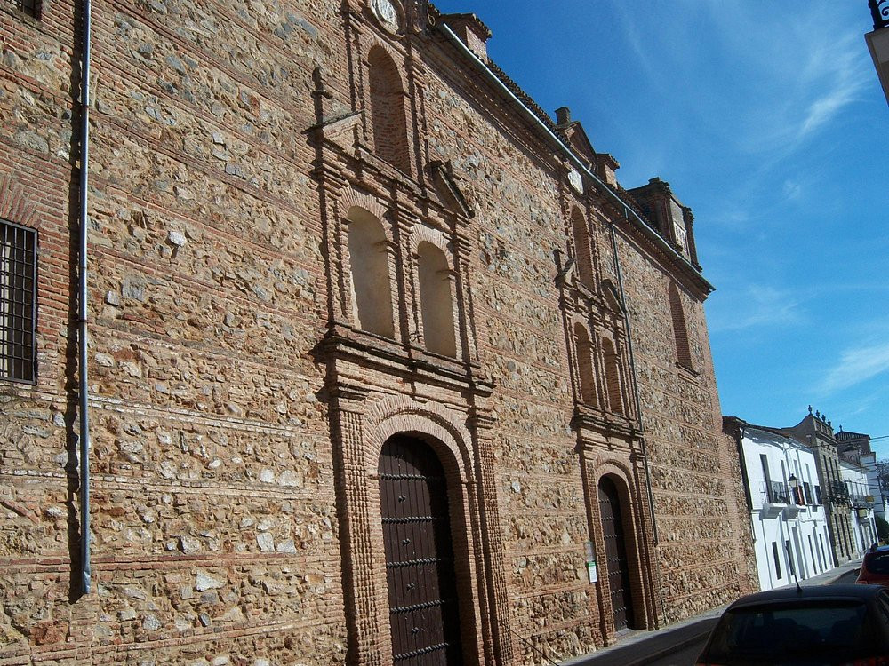 Llerena, fachada del convento de santa clara