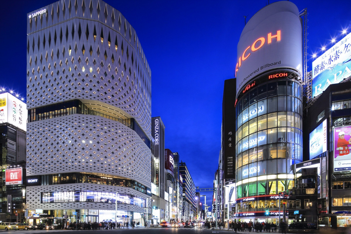 Ginza 4 chome intersection