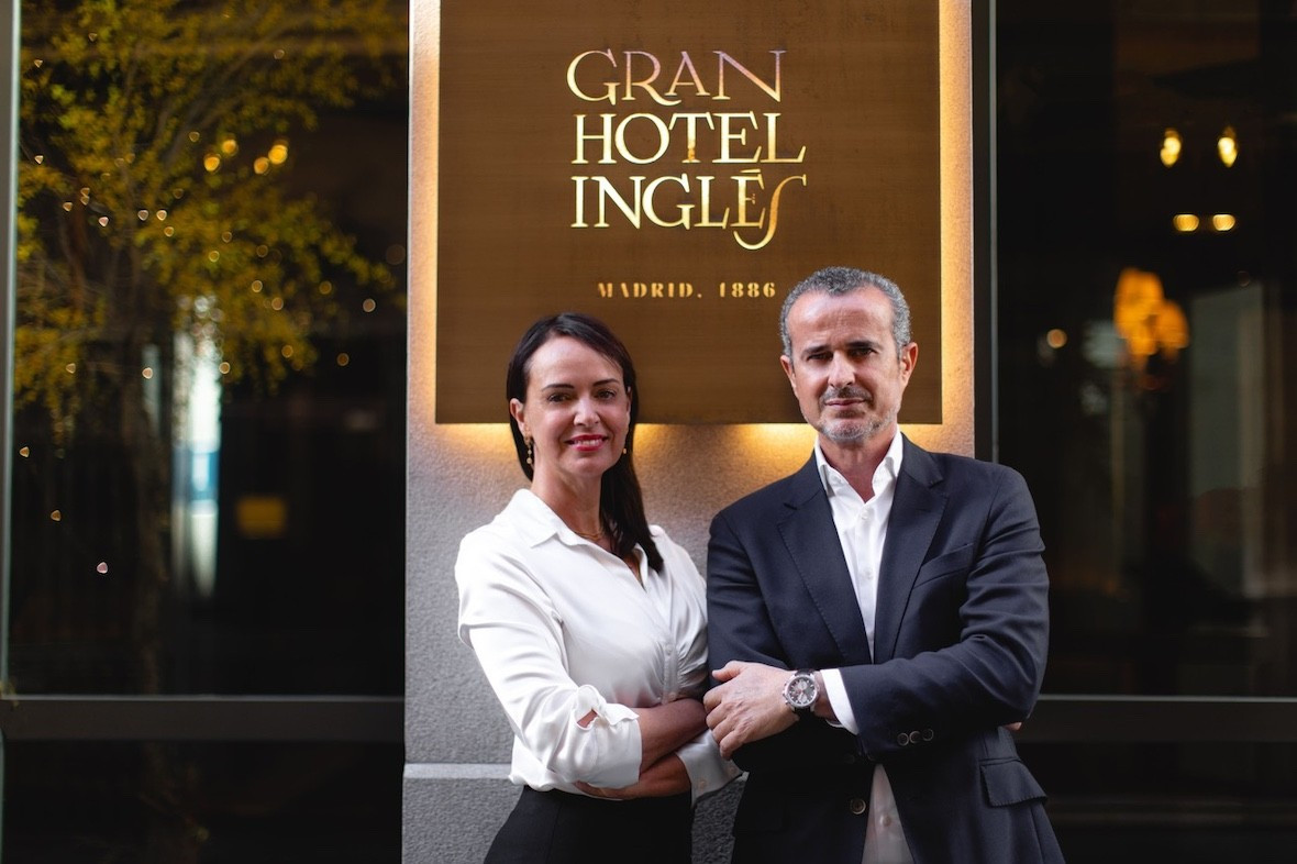 Gran Hotel Ingleu0301s  Carmen Cordu00f3n e Ignacio Jimu00e9nez, Propietarios de Hidden Away Hotels