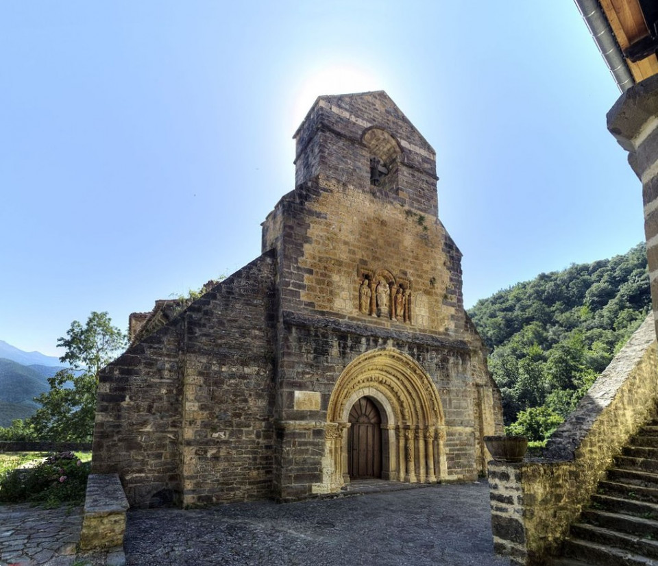 Iglesia Santa Maria de Piasca, Liébana