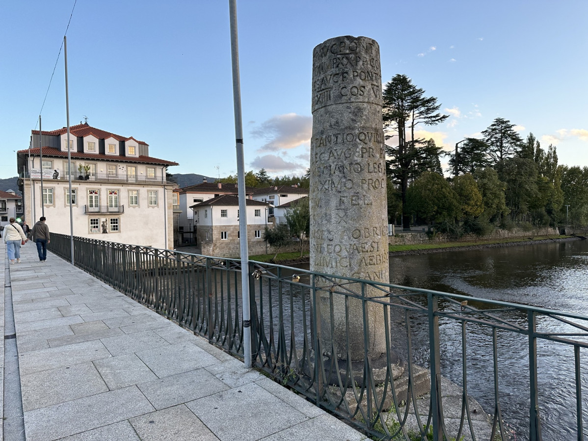Chaves, Padrao dos Povos, @AAS 23