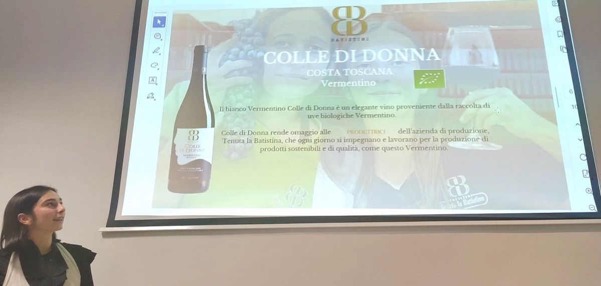 Marguerita de la Bodega Bastistini presentando su vino Colle di Donna