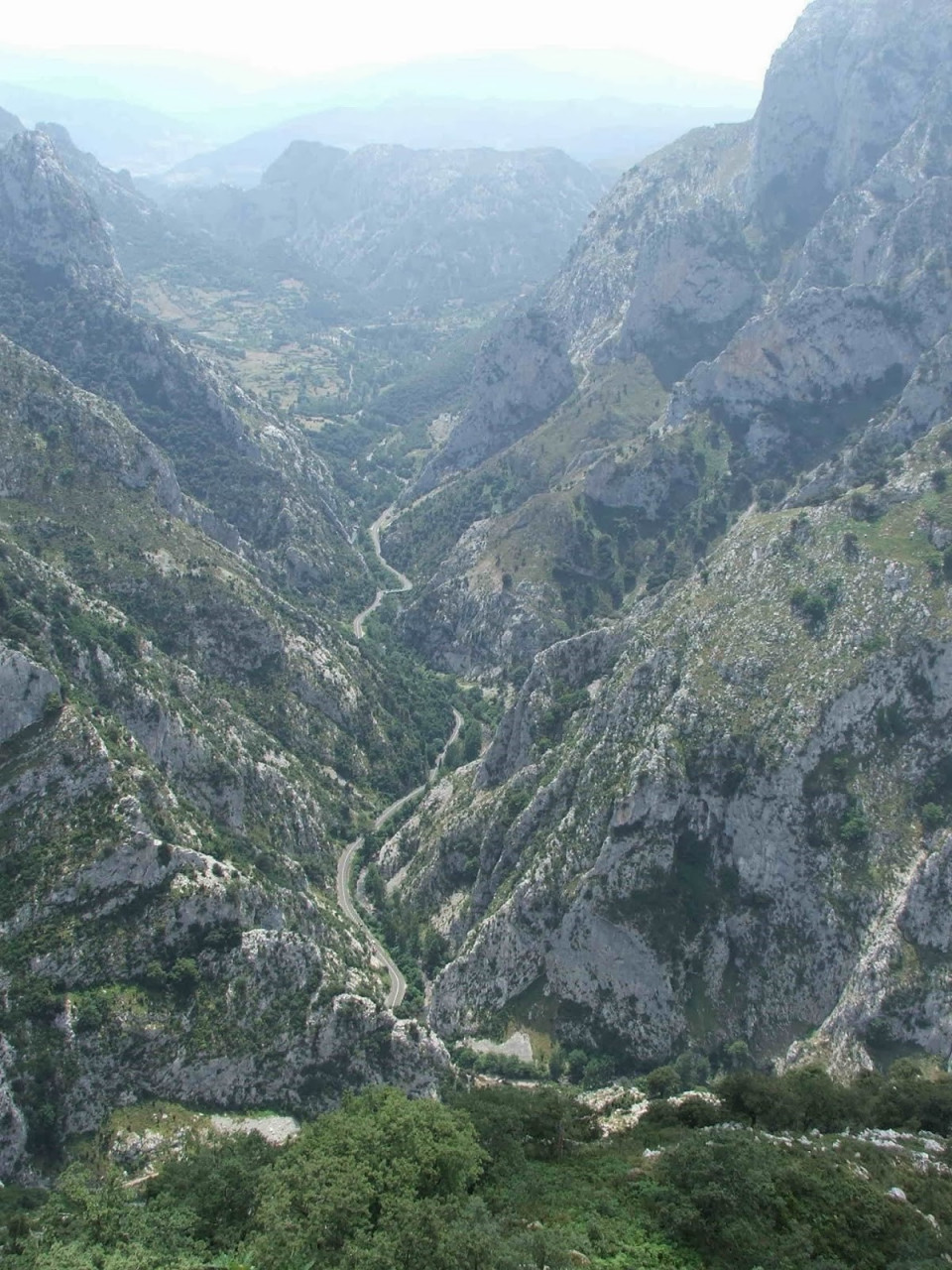 Cantabria Desfiladero de la Hermida