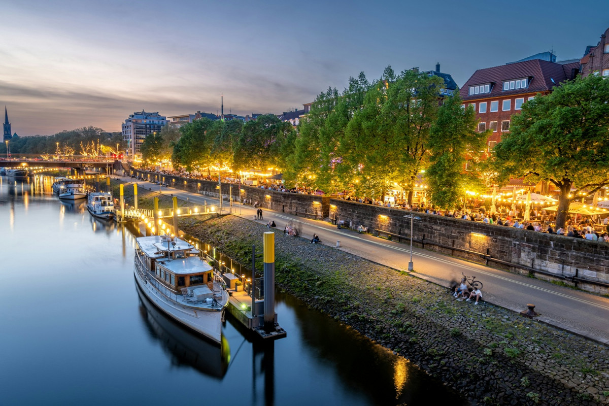 Bremen,  paseo maru00edtimo Schlachte 2025