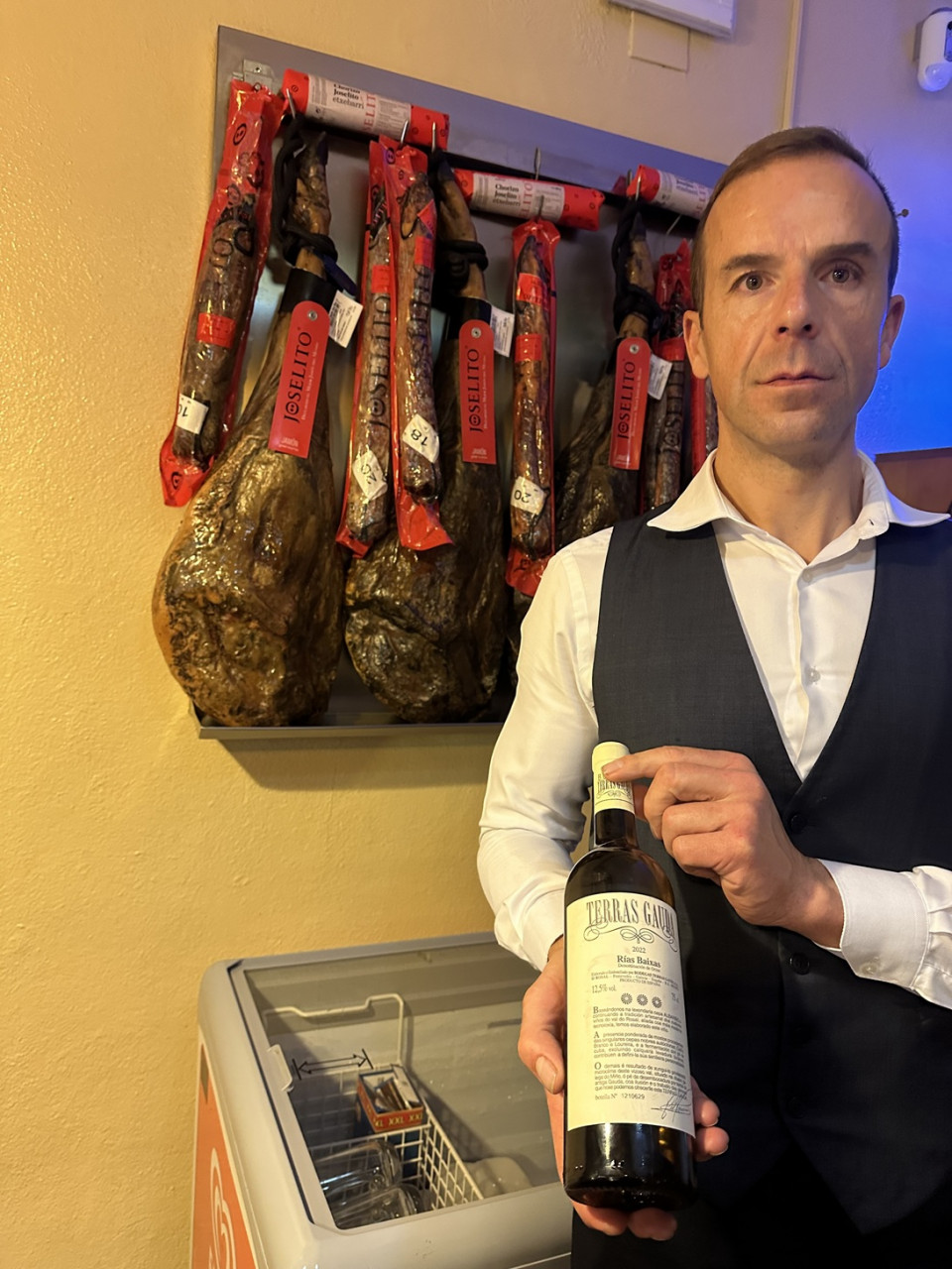 Restaurante Moreno, Ossa de Montiel, donde podemos encontrar este excelente blanco de Rias Baixas
