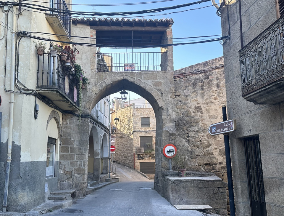 Fermoselle, Puerta del Villar, más conocida como El Arco. @ AAS