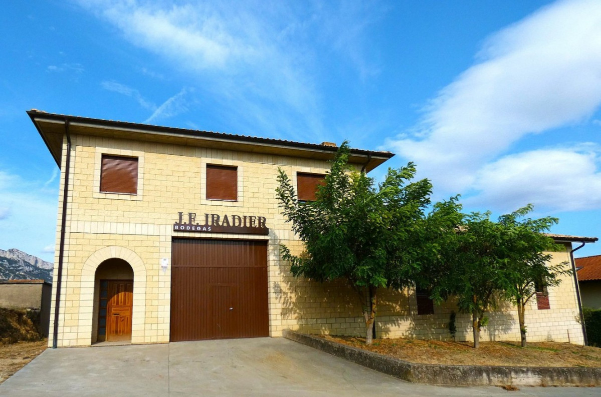 Bodegas jf iradier samaniego