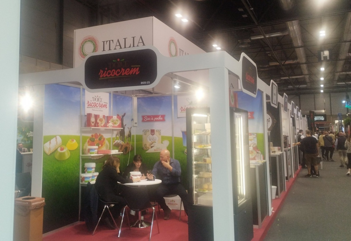 Zona de stands de Italia como pau00eds invitado.