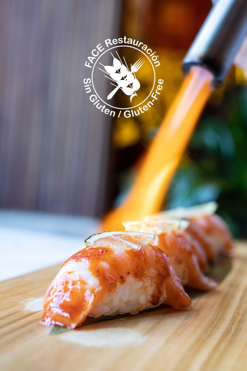 Nigiri salmón Komunchi y lima