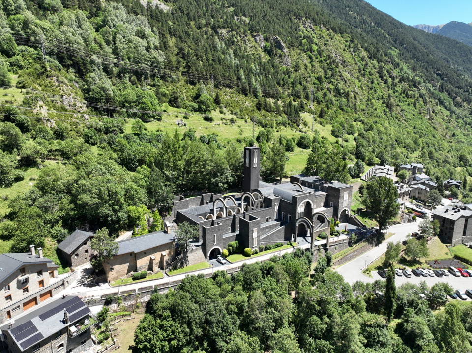 Santuario de Meritxell, vista aérea