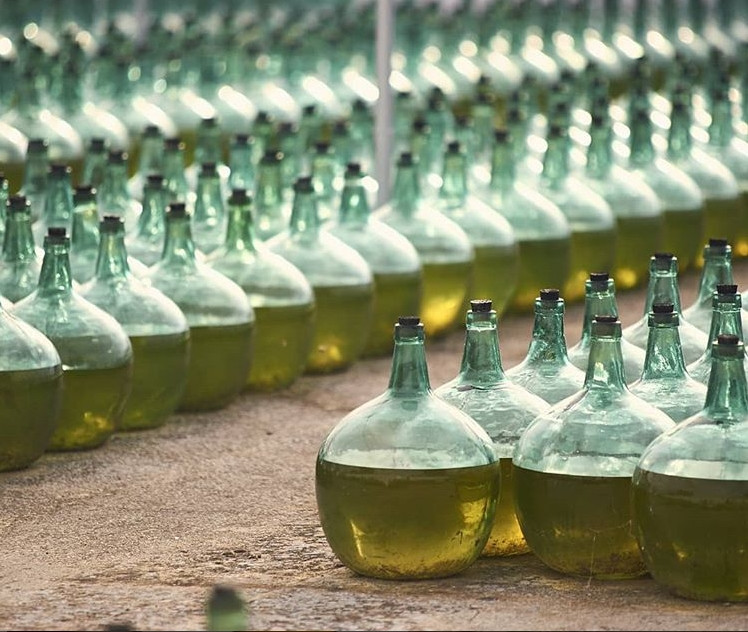 Rutal del Vino de Rueda Damajuanas Bodega De Alberto