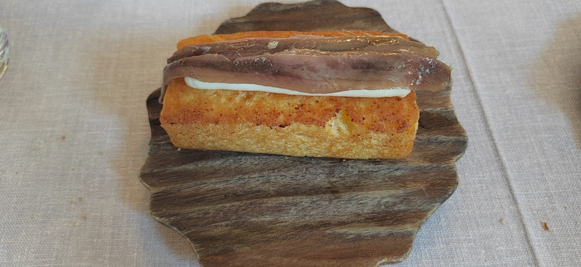Gran Vu00eda 18  brioche con anchoa