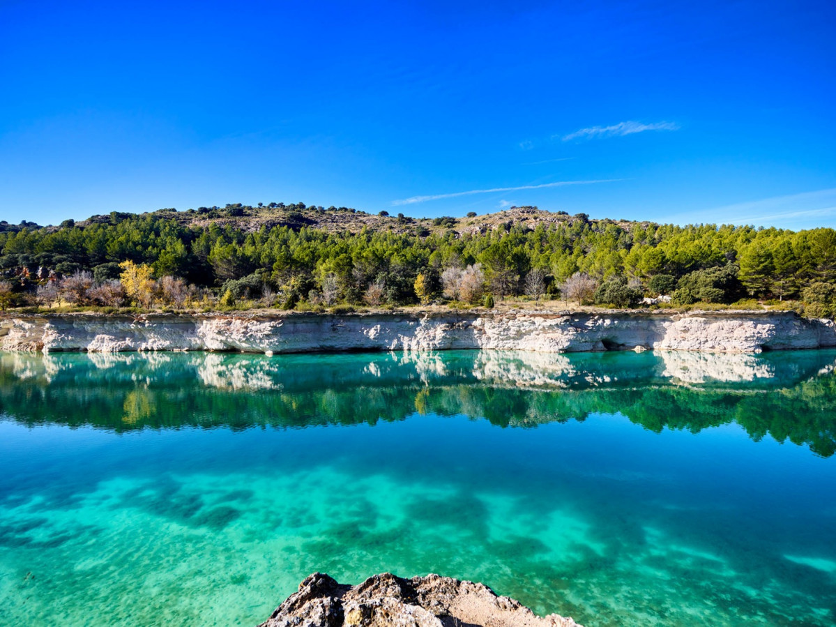 Lagunas de Ruidera,  donde se puede apreciar la Toba o barrera