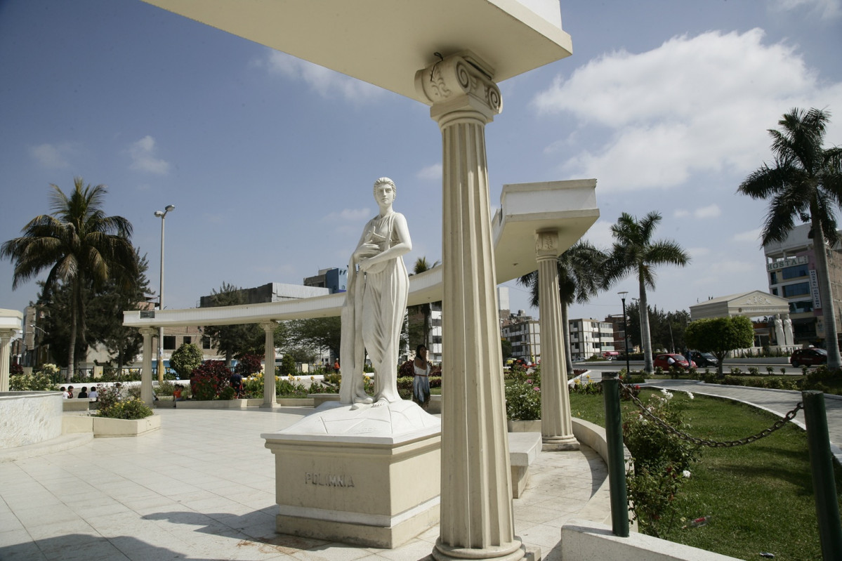 Parque de las Musas, @Cu00e9sar VegaPROMPERu00da